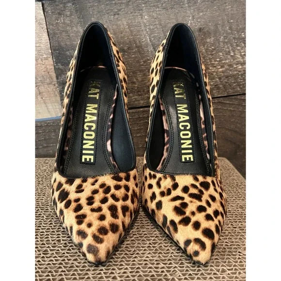 KAT MACONIE Lydia Leopard Pointed Toe Pumps Size 6 Gold Chain Heels Black Brown - Picture 2 of 9
